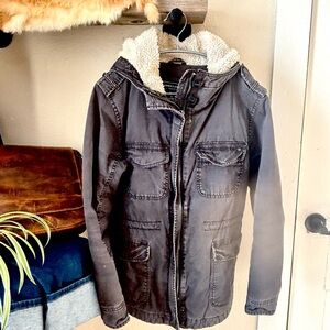 American Eagle Outfitters Gray/Blue Jacket with Sherpa Lining